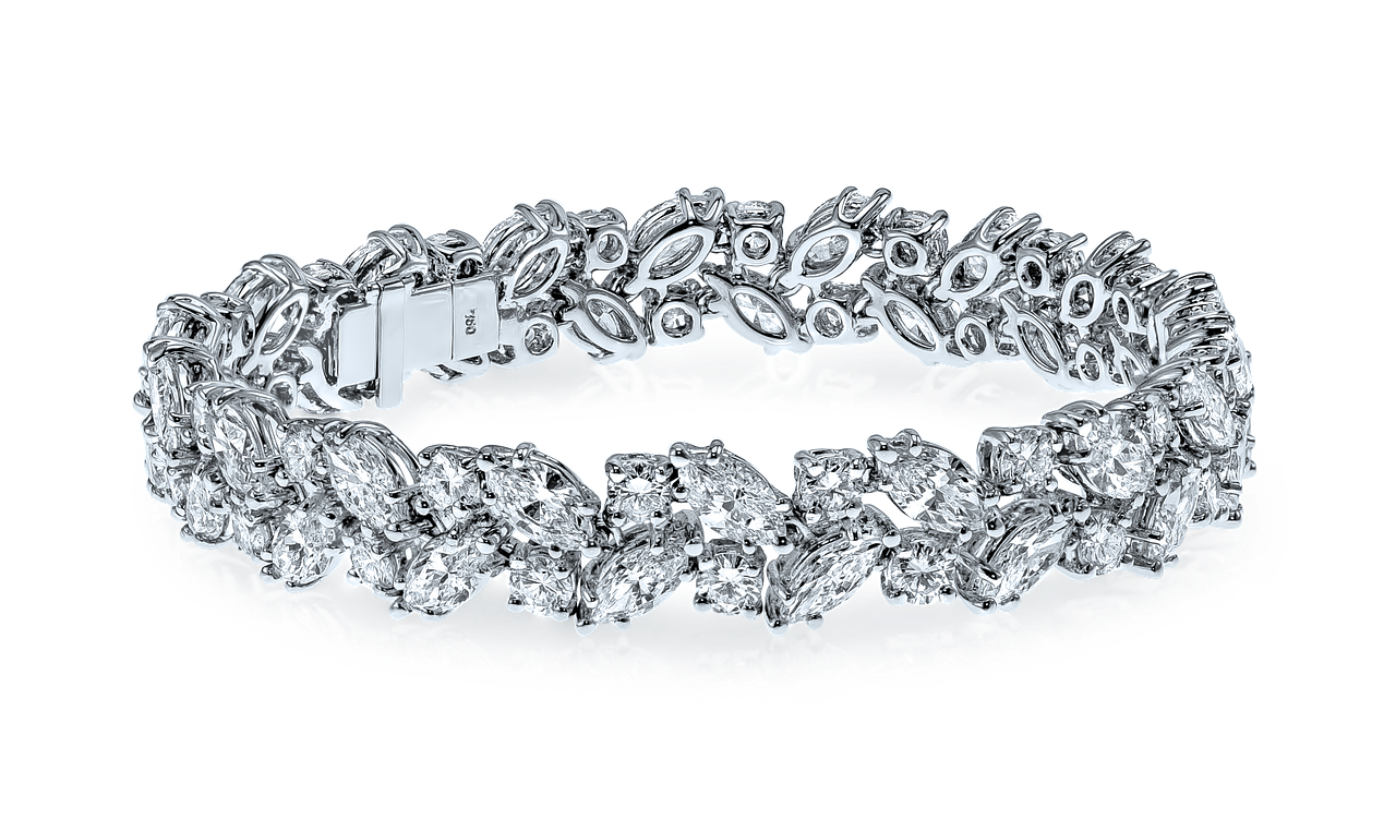 สร้อยข้อมือเพชร Infinity