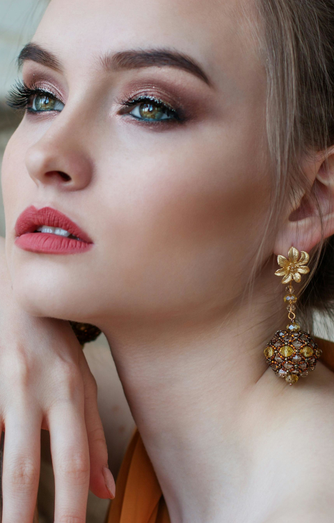 ต่างหูแบบห้อย